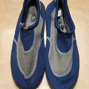 Water shoes